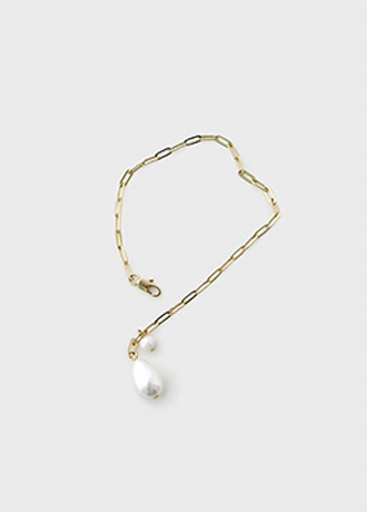 pearl drop bracelet