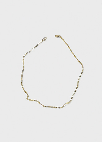layering chain necklace