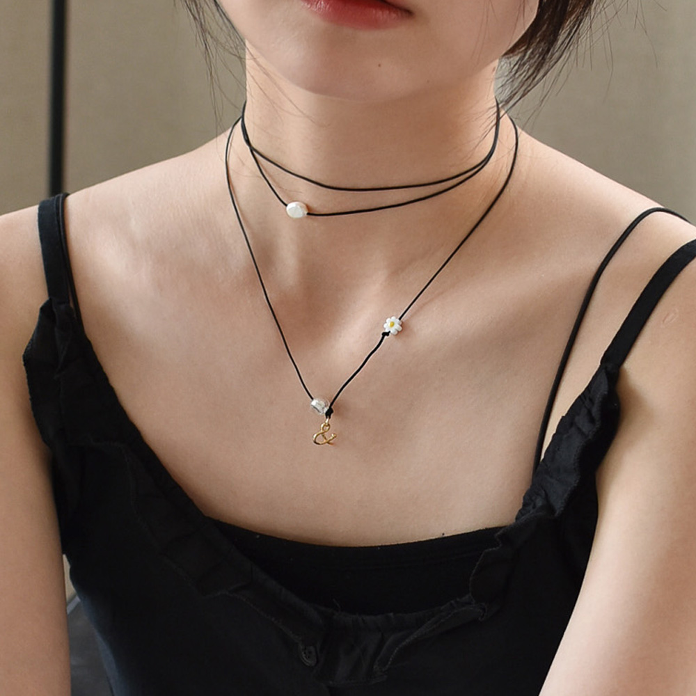 &amp; color string necklace (black/silver)